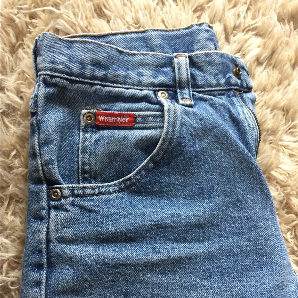Vintage high waisted wrangler shorts